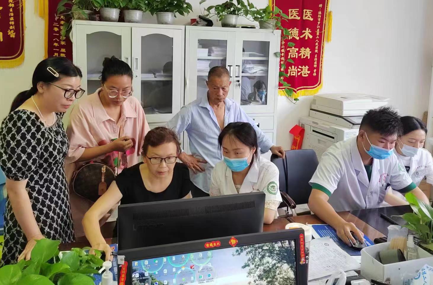 7月10日，德陽(yáng)市“三線”管理辦公室督導(dǎo)組對(duì)我區(qū)開(kāi)展2023年第二季度艾滋病防治工作督導(dǎo)。.jpg